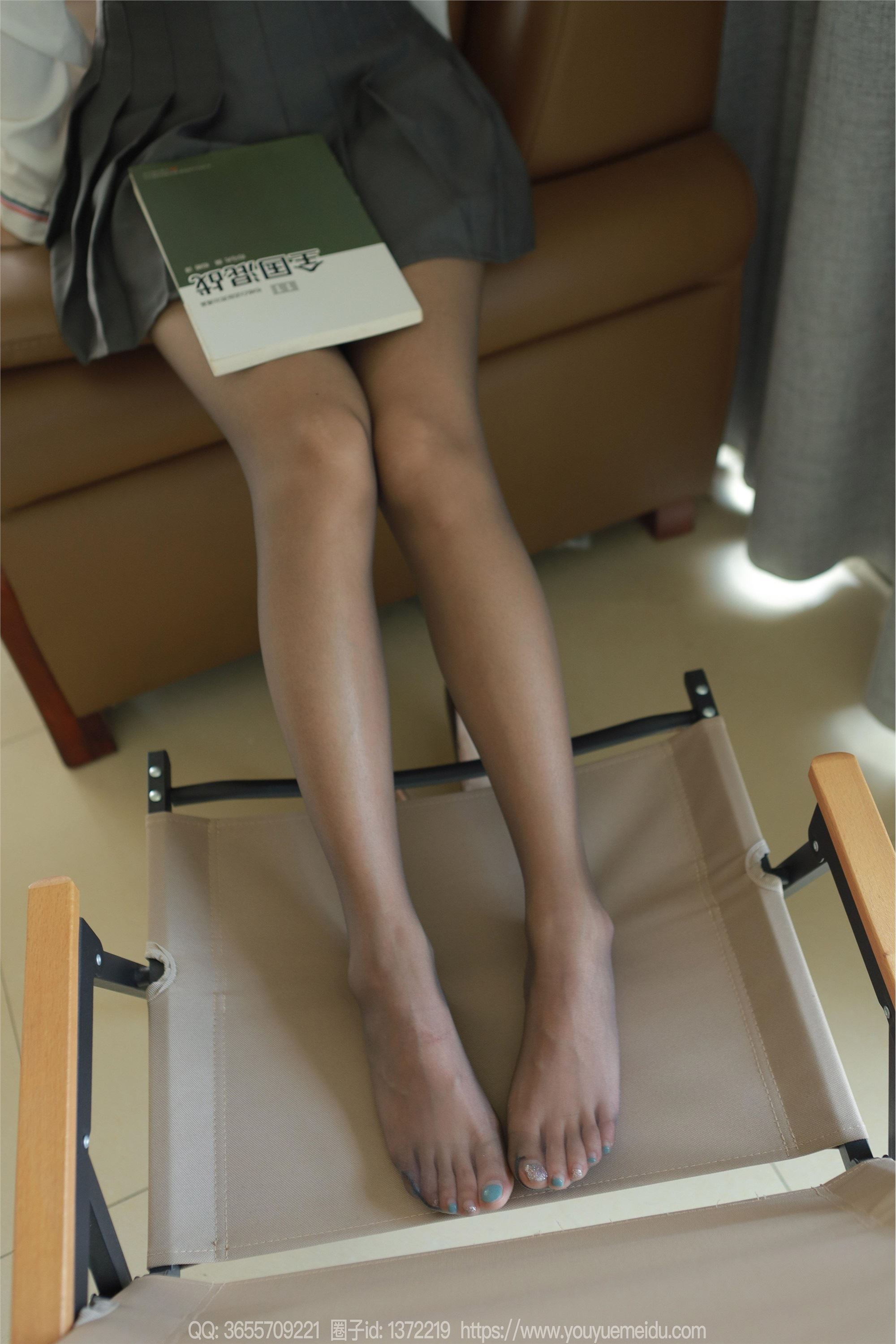 IESS异思趣向  2023.10.05 丝享家 1551 婉萍《爱看书的女人》